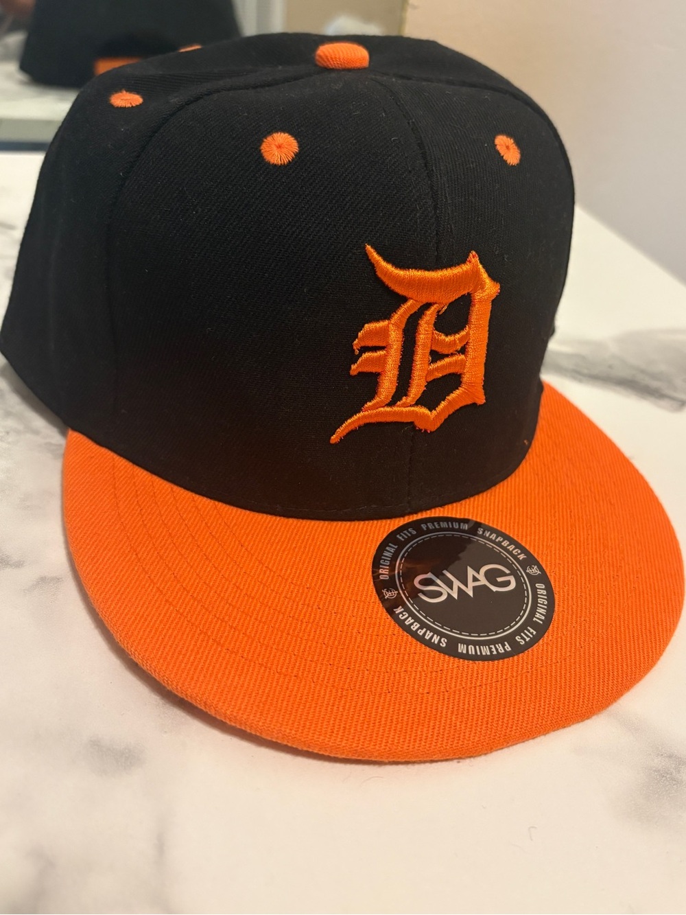 Detroit Tigers Two-Tone SWAG Snapback Hat EUC